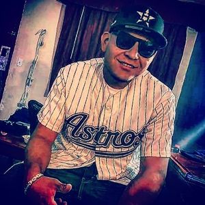 Meet your Posher, Vic